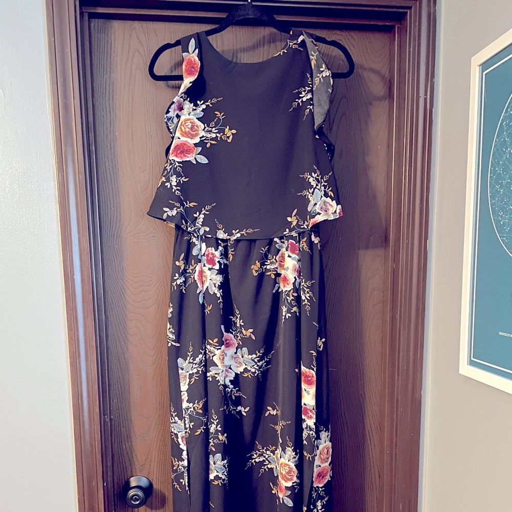 Black floral maxi